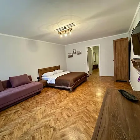 вірменська 12 Apartment Lviv