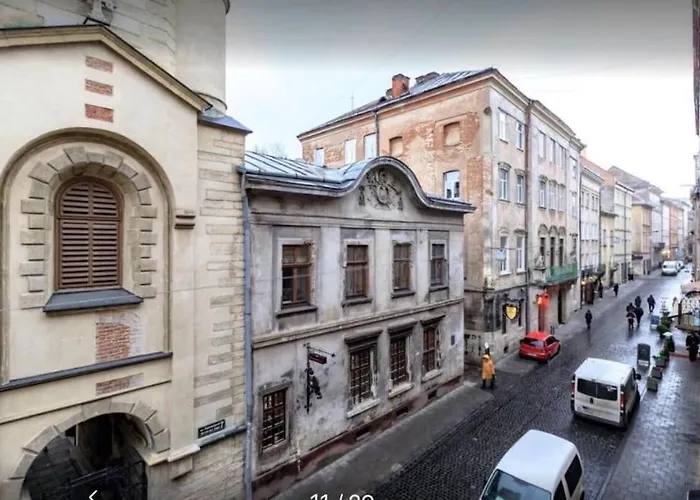 вірменська 12 * Λβιβ